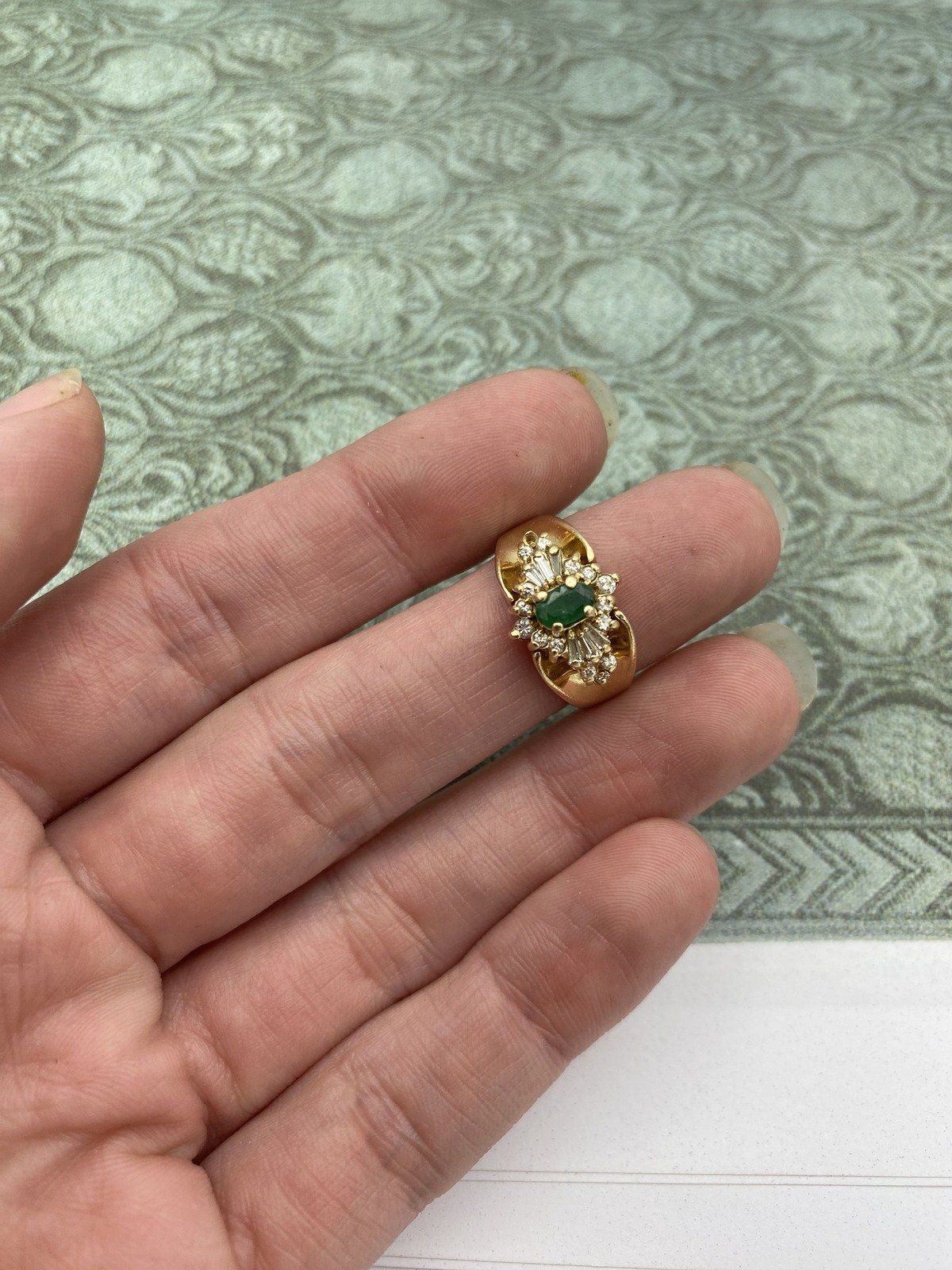 Vintage 14k Gold Emerald + Baguette Diamond Burst Ring w Taper Cupped Shoulders #2533 5