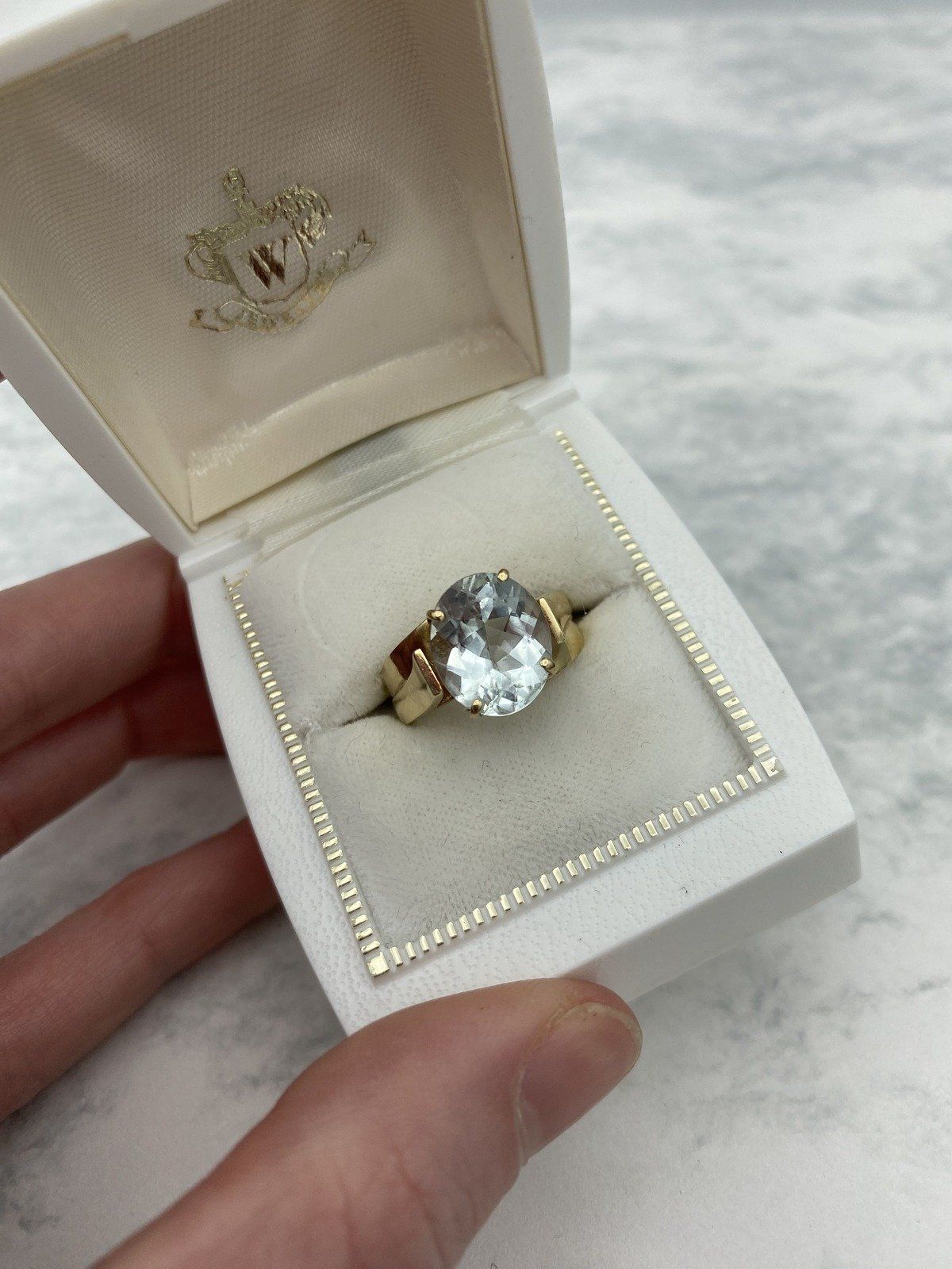 Ladies 14k Gold Large Oval Natural Aquamarine Ring w Floating Shoulder Structure 2