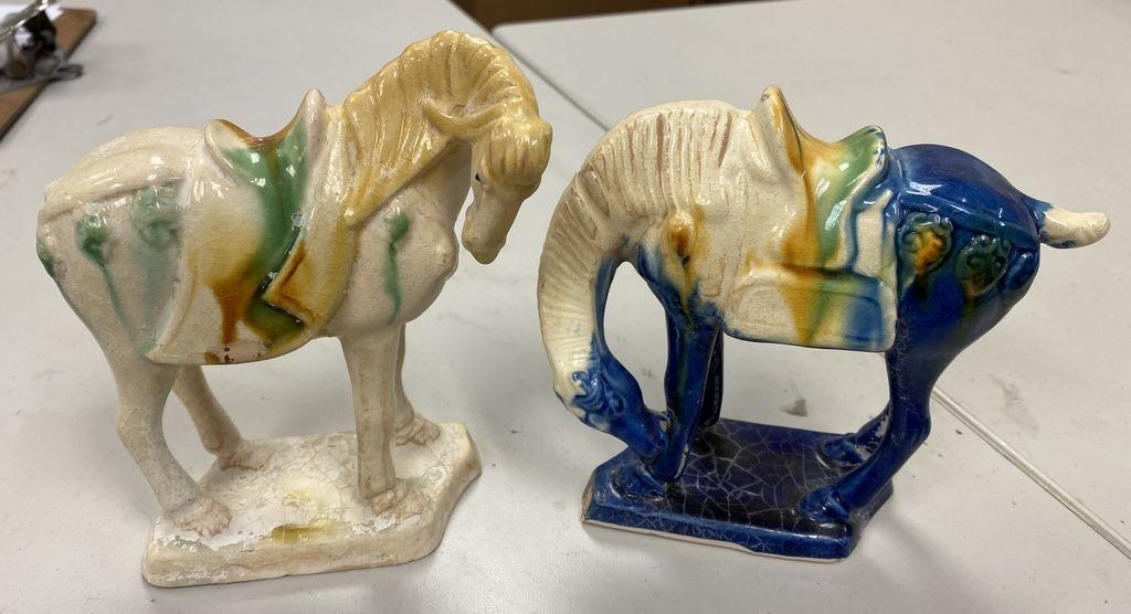 Antique Chinese Hand Painted Horse Figurine (661)