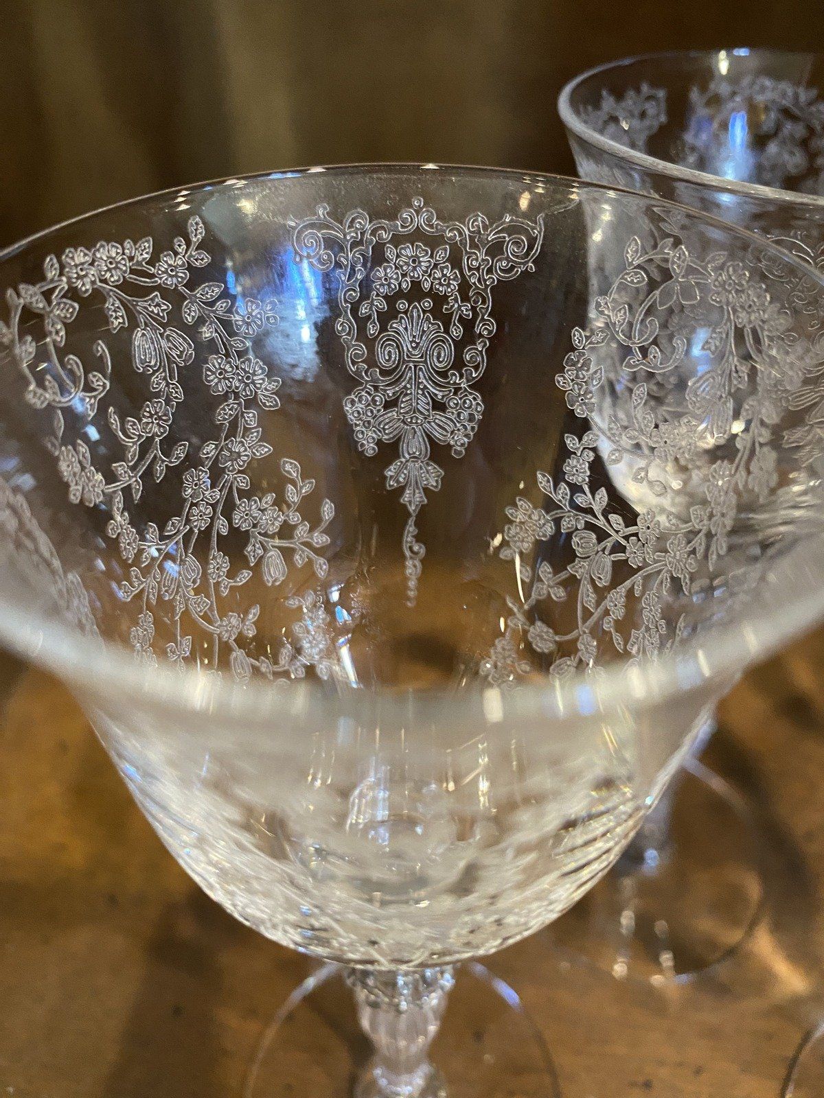Set of 4x Delicately Etched Floral Sherry Wine Stems 3