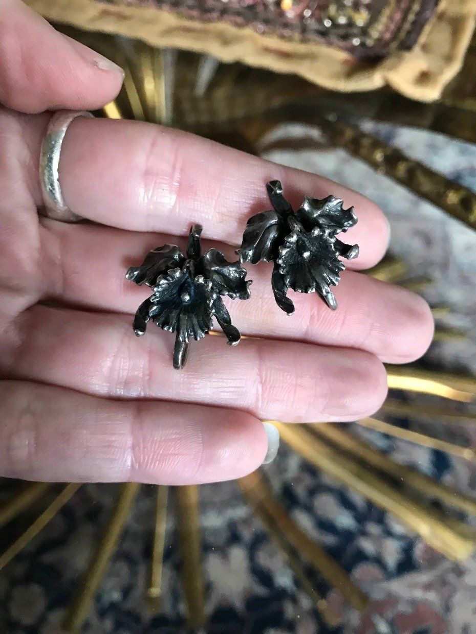 Vintage c.1940s Sterling Silver Orchid Flower Screwback Earrings 4