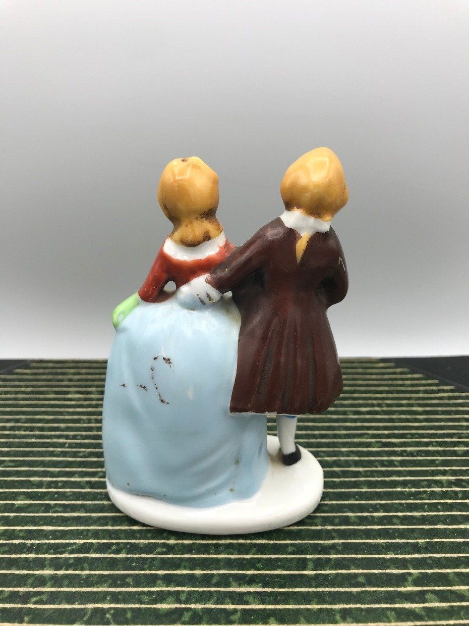 Occupied Japan Porcelain Small Colonial Couple Figurine 2
