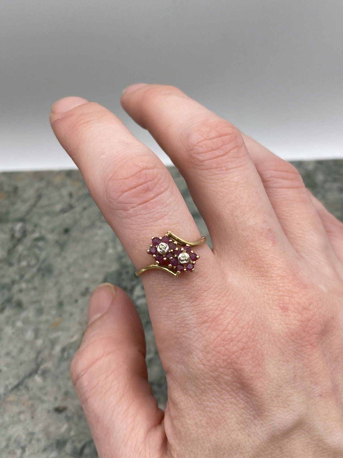 Vintage 10k Gold Ruby Double Flower Bypass Ring w Diamond Centers #2768 14