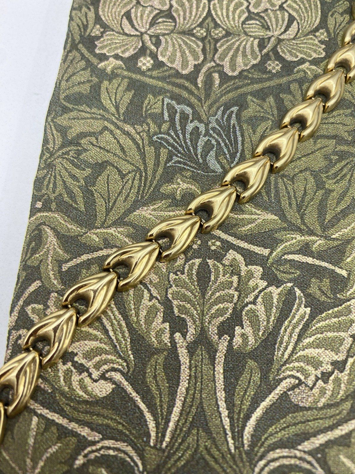 14k Gold Ornate Molded Link 7.5L Tennis Bracelet 3
