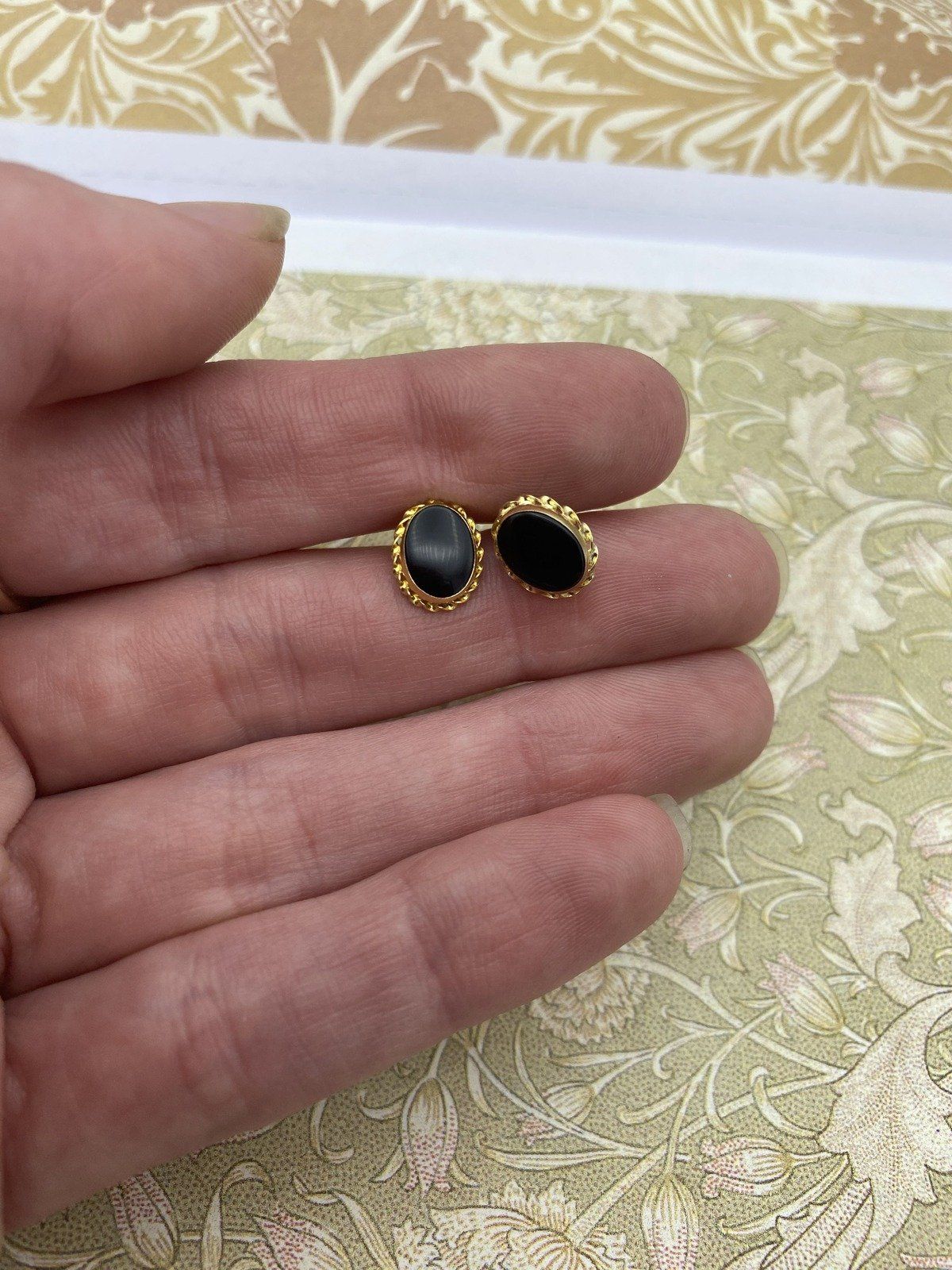 14k Gold Bezel Set Onyx Solitaire Stud Earrings 2
