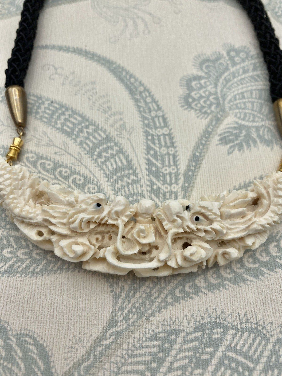 Vintage c.1950s Converted Carved Bone Double Dragon Necklace 4