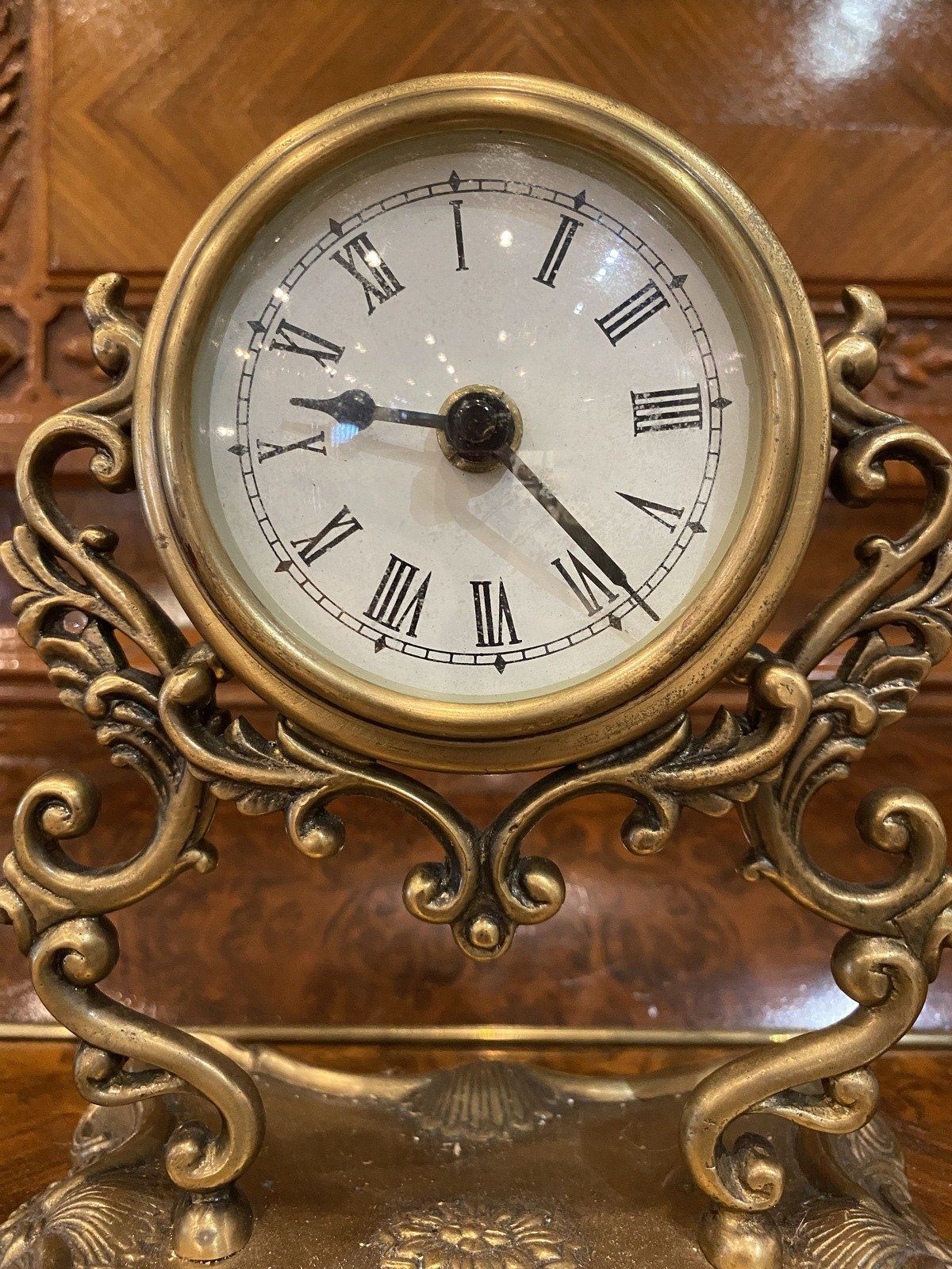 Beautiful Vintage Cast Brass Ornate Desk/Table Clock 3