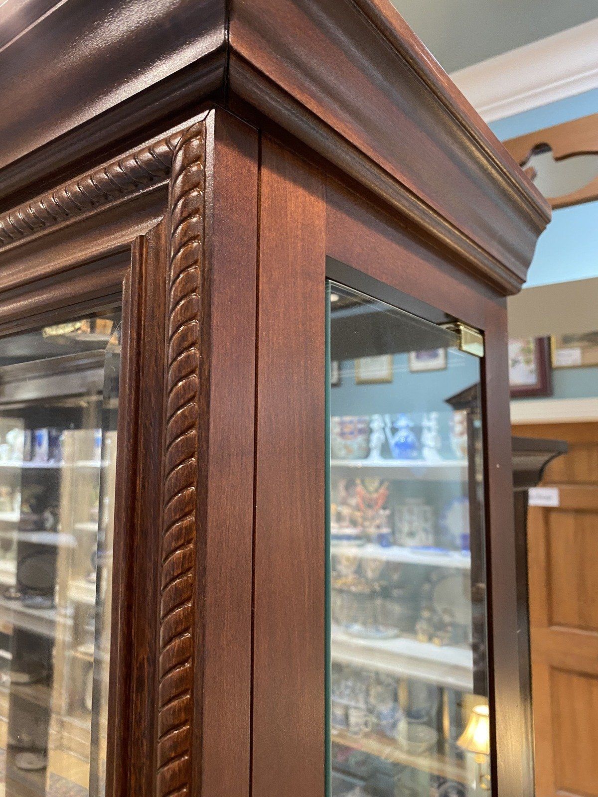 Late 20th Century Cherry Display Curio Cabinet #823 2