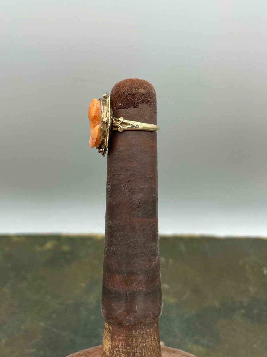 Antique Victorian 10k Gold Coral Cameo Portrait Ring 4