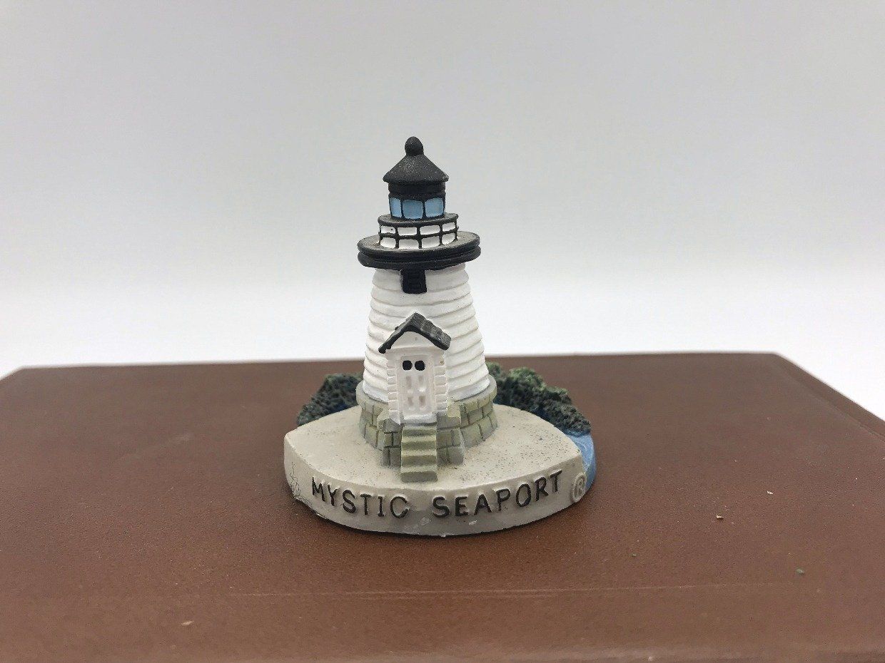 Small Decorative Lighthouse Figurines 2