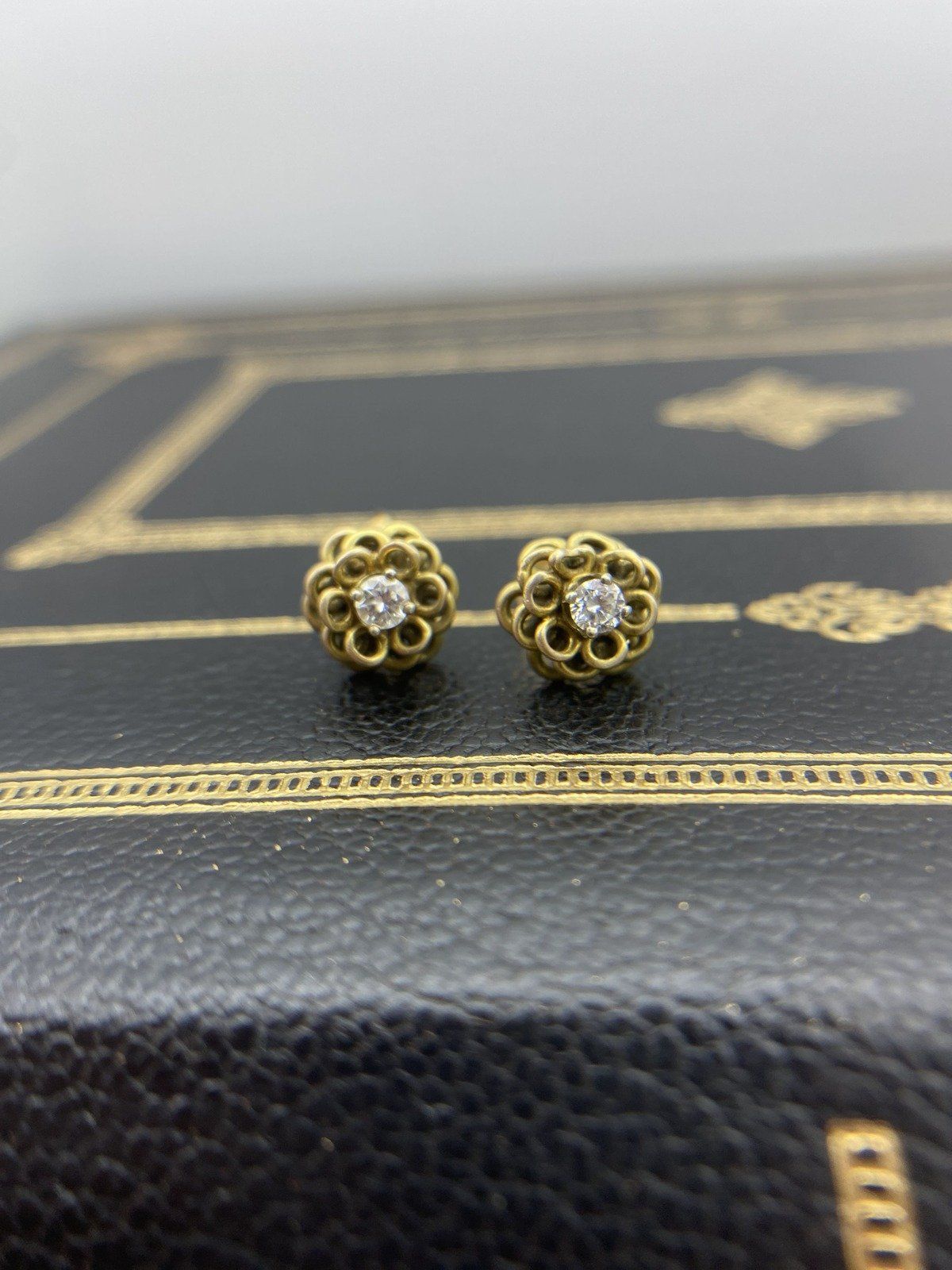 Antique 14k Gold Layered Wire Bloom .2ctw Diamond Stud Earrings 2