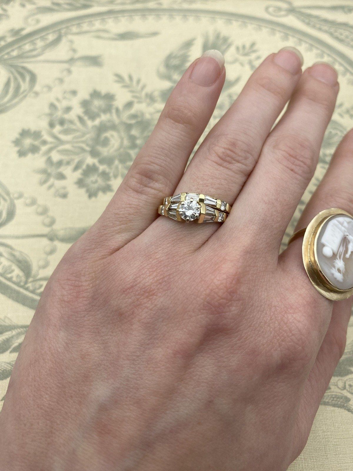 14k Gold 1.52ctw Round Brilliant + Baguette Accented Bridal Engagement Ring Set w GIA + APP 10