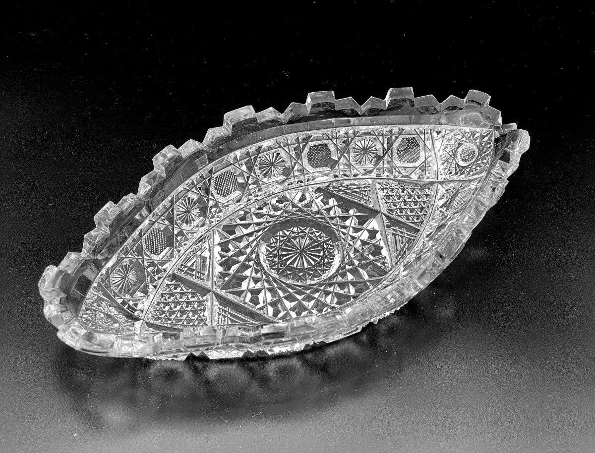 Diamond Shaped 3.5 Low Bowl 2