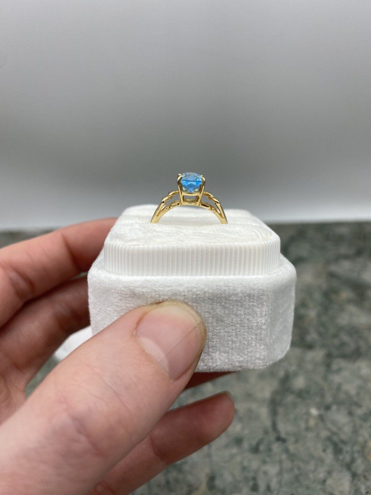 14k Gold Oval Cut Blue Topaz Solitaire Ring w Angular Shoulder Detail 3
