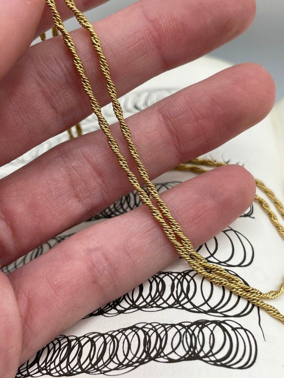 Particularly Striking 14k Gold 20 Twisted Rope Chain Necklace 2