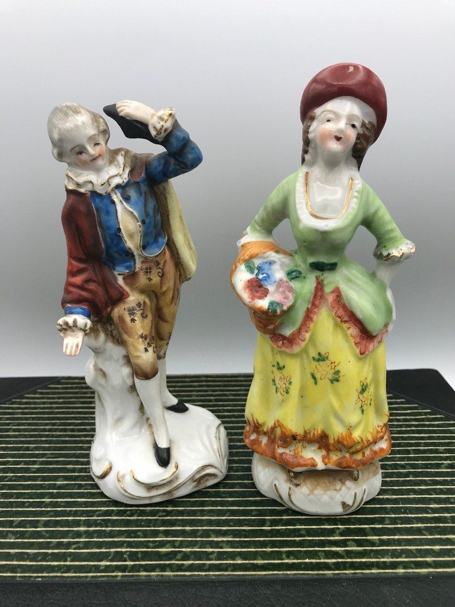 Occupied Japan Porcelain Colonial Hat's Off Gentleman Figurine