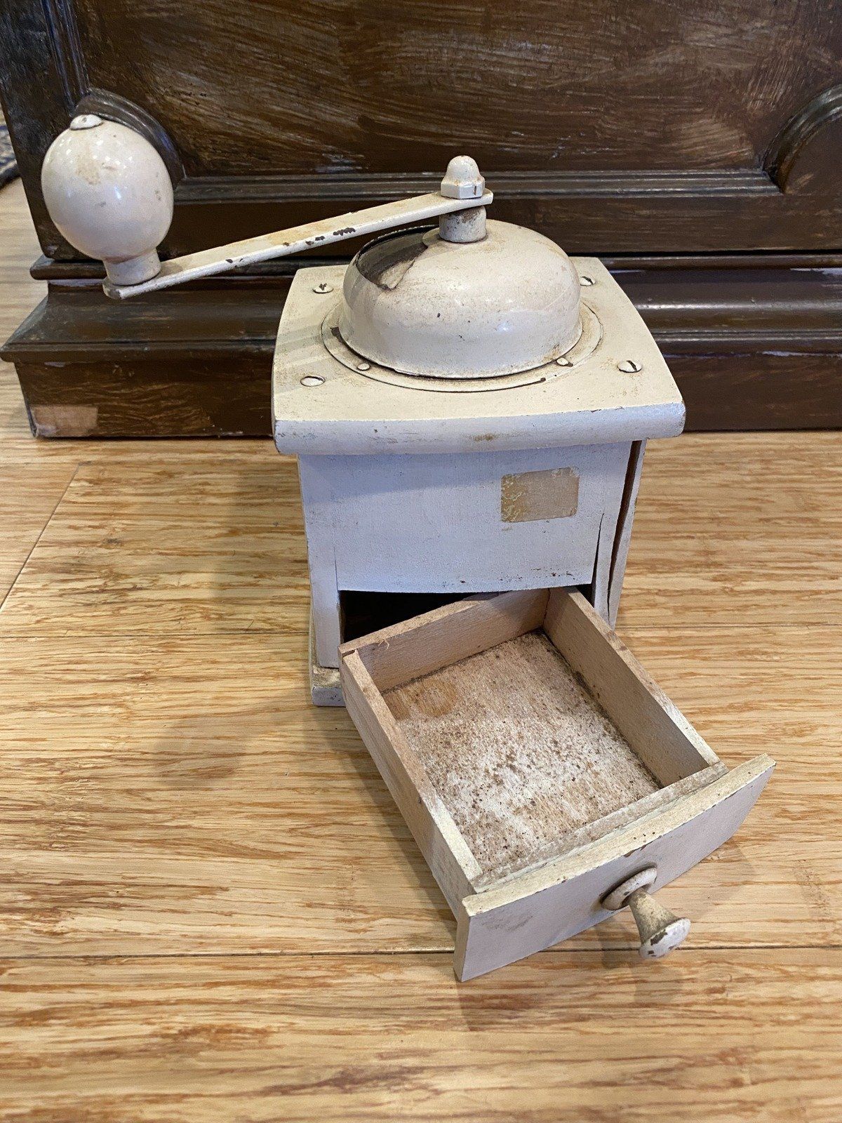 Antique Eggshell White Coffee Grinder 6
