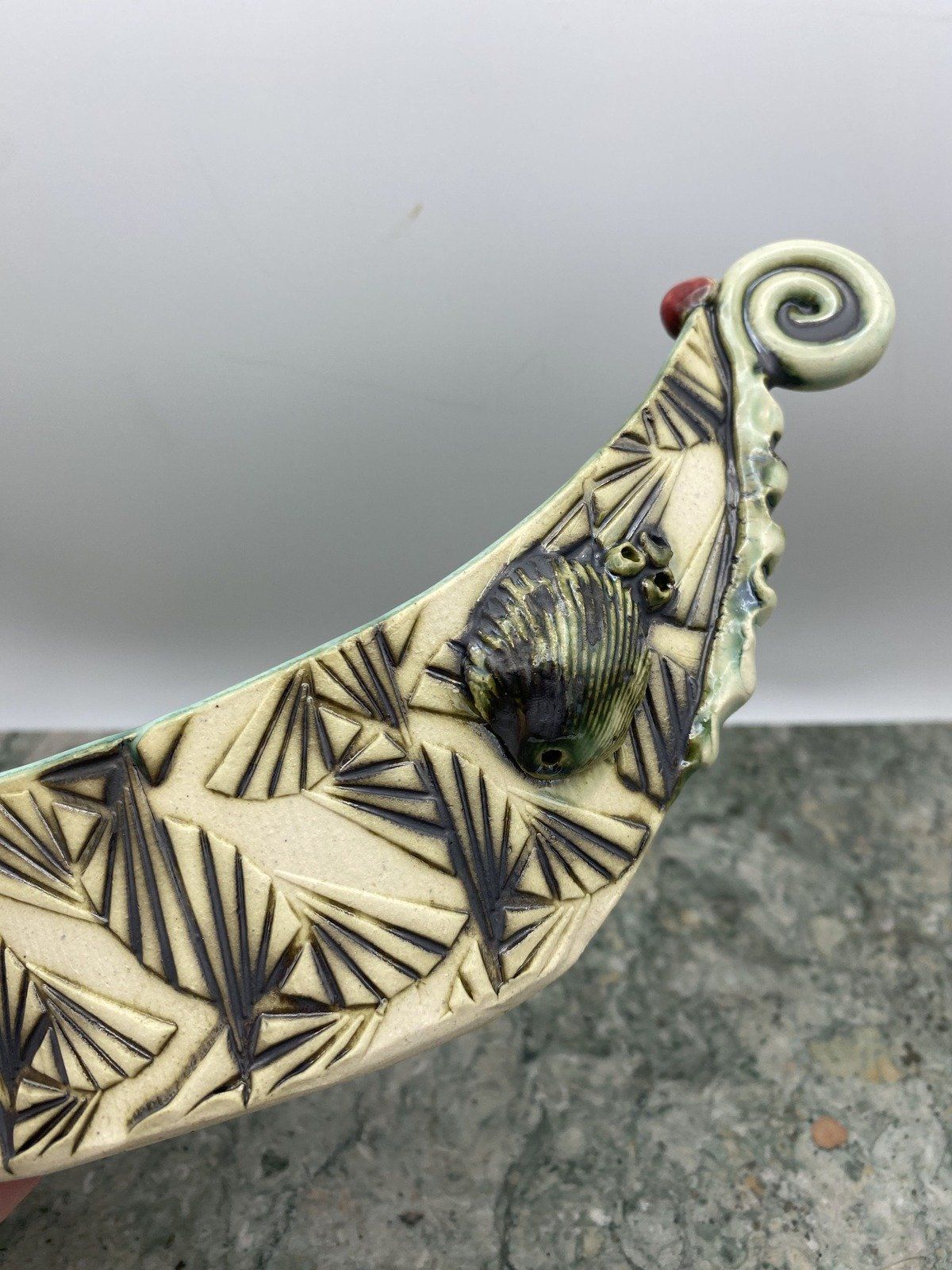 Vintage Signed Byrd Ceramic Pottery Fan Palm Boat Dish 2