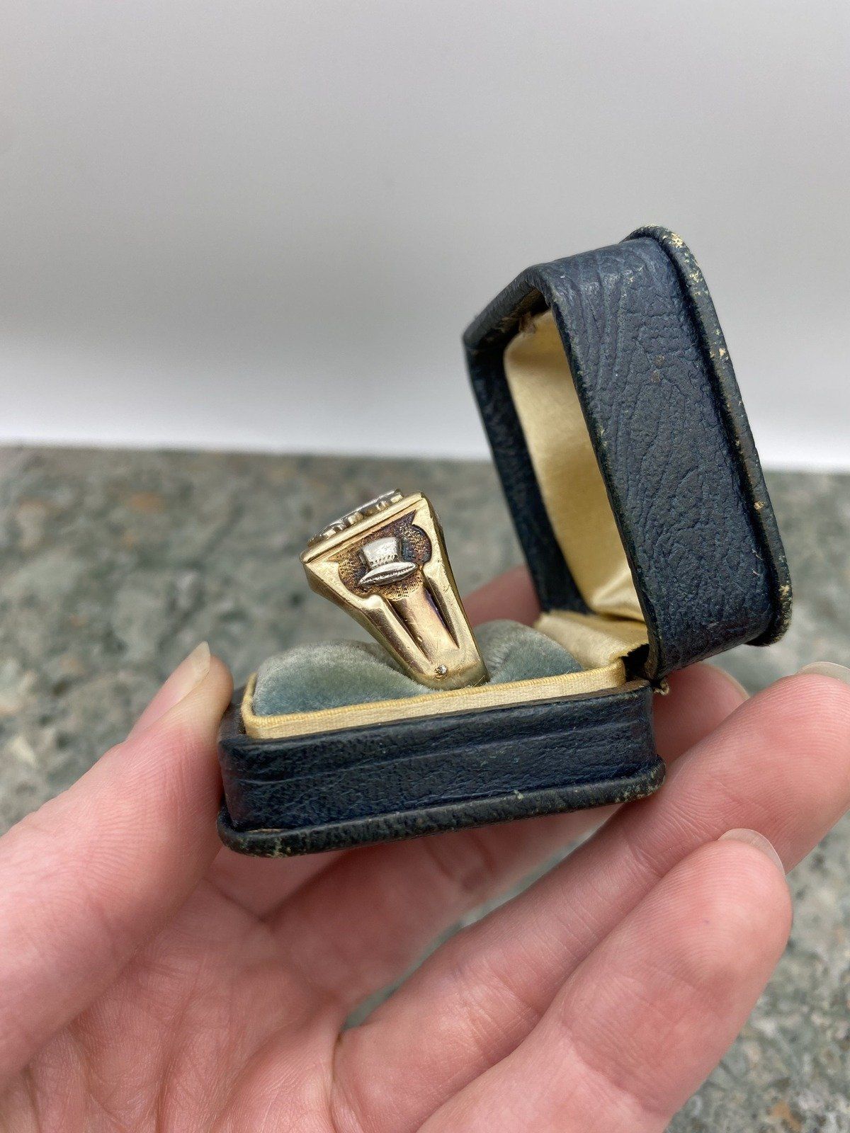 Men's Friggin' HEAVY Antique 14k Thick Gold Gavel of Authority Grand Mason Lodge Ring 3
