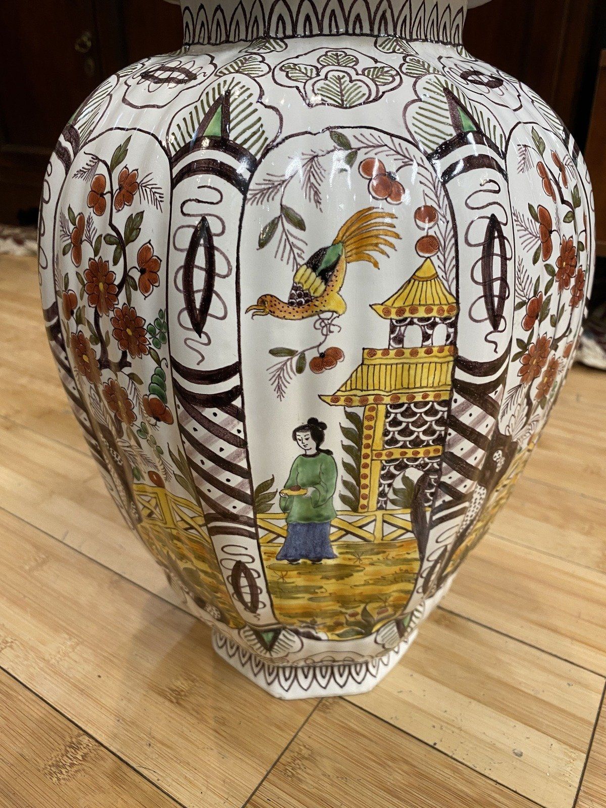 Antique Italian Made Japanese Influenced Figural Stoneware Ginger Jar w Foo Dog  Lid 4