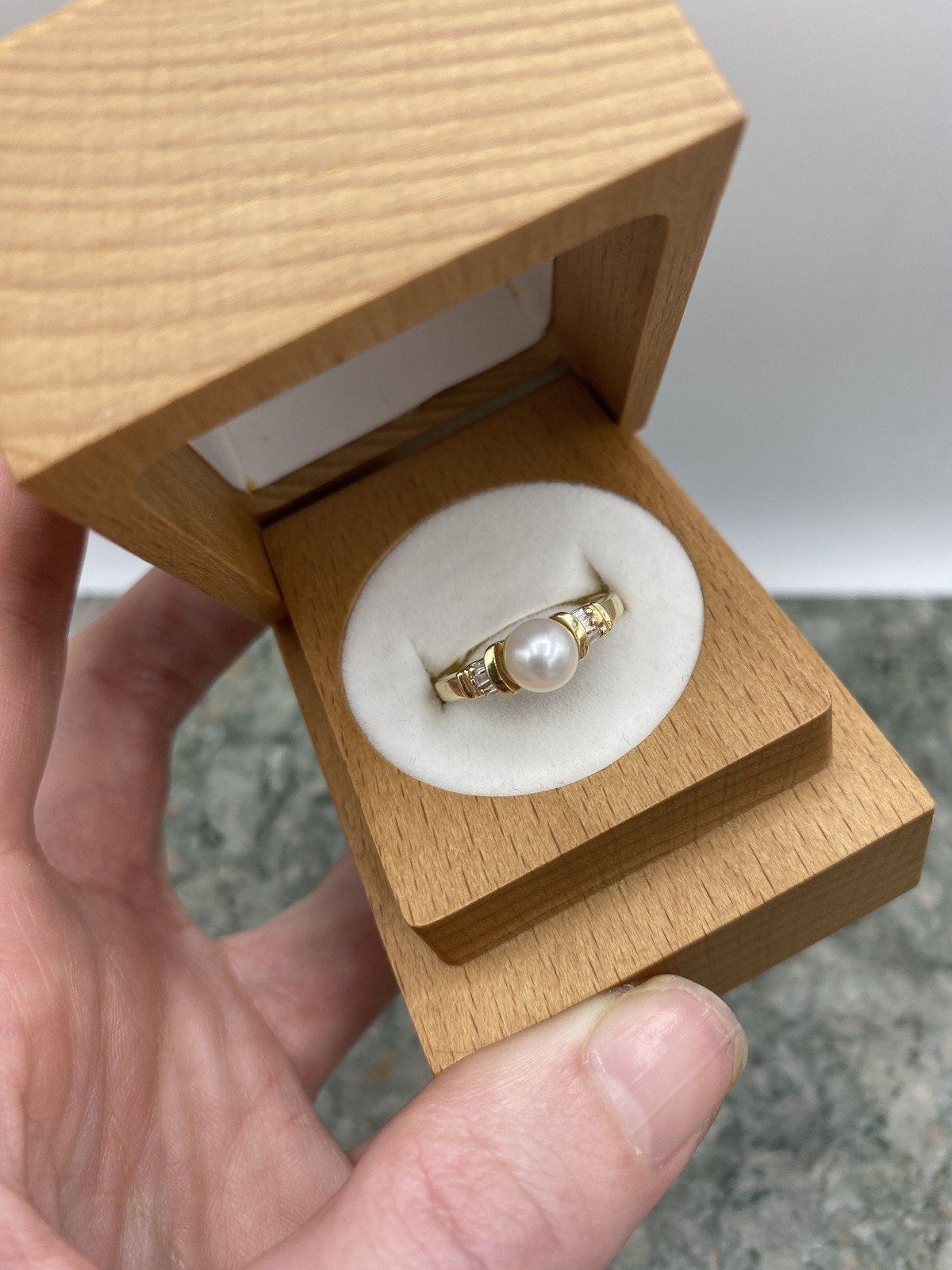 Lovely Minimalistic 14k Gold Vellmark Vintage Pearl + Diamond Ring 2