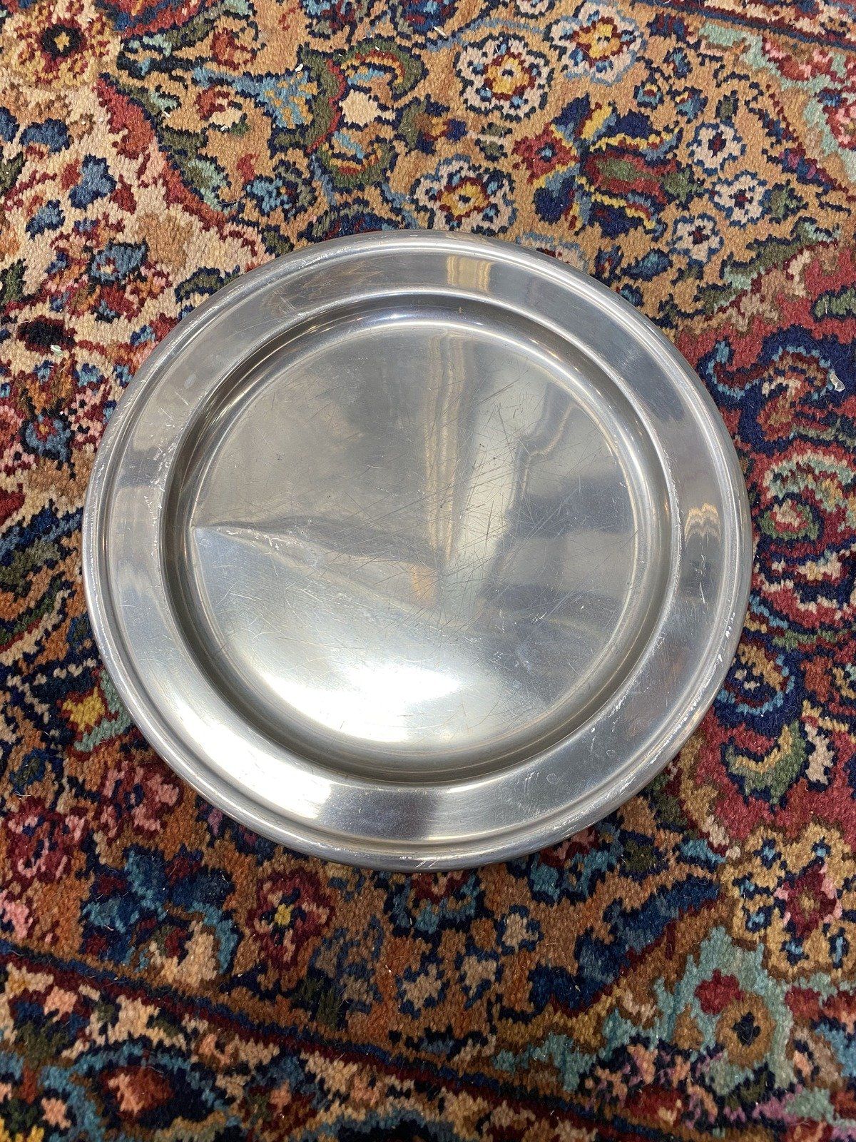 Vintage Colonial Style Woodbury Pewter Pair of Dinner Plate/Chargers 4