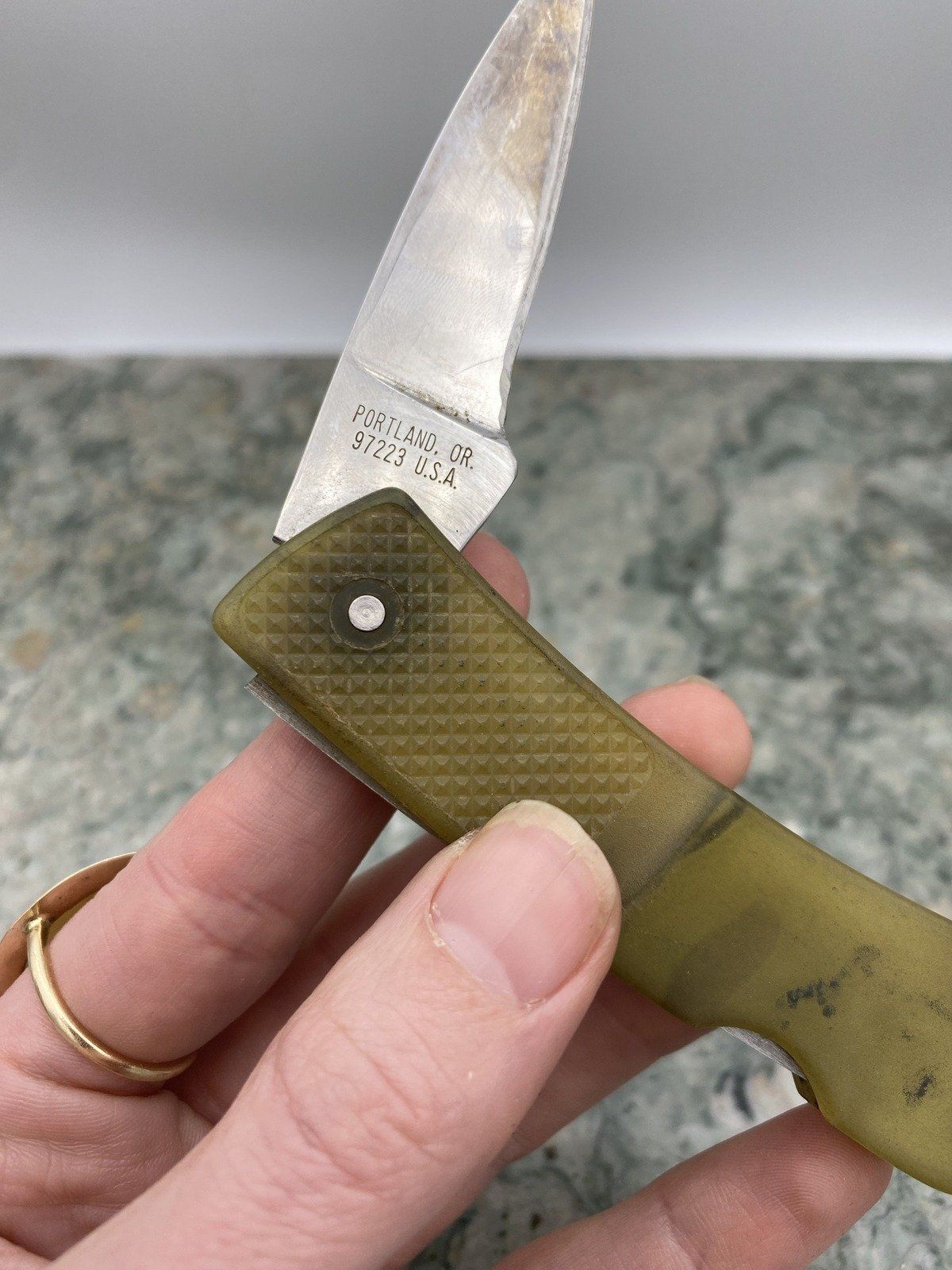 Gerber 97223 US Portland, OR Lucite Cameo Pocket Knife 3