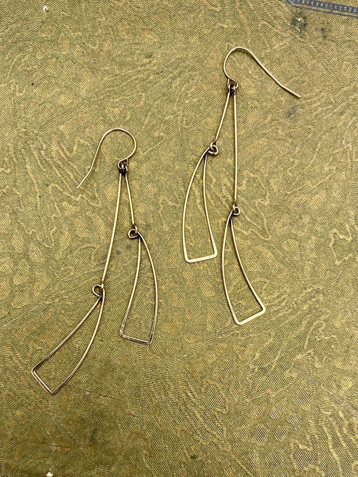 Cool Vintage Sculptural Wire Geo 14k Gold Drop Earrings 7