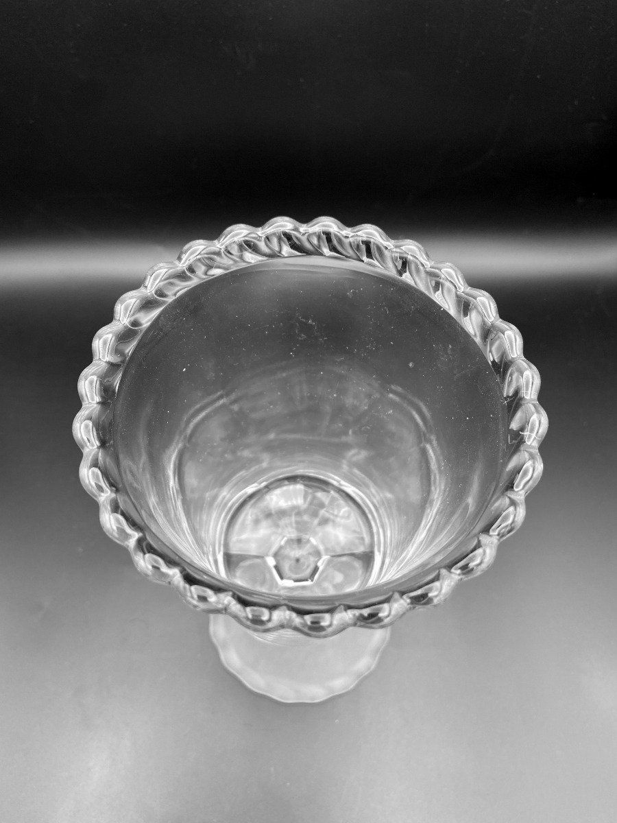 19th Century Gillinder & Son Lion Pattern Glass Lion's Head Base Celery Holder 3