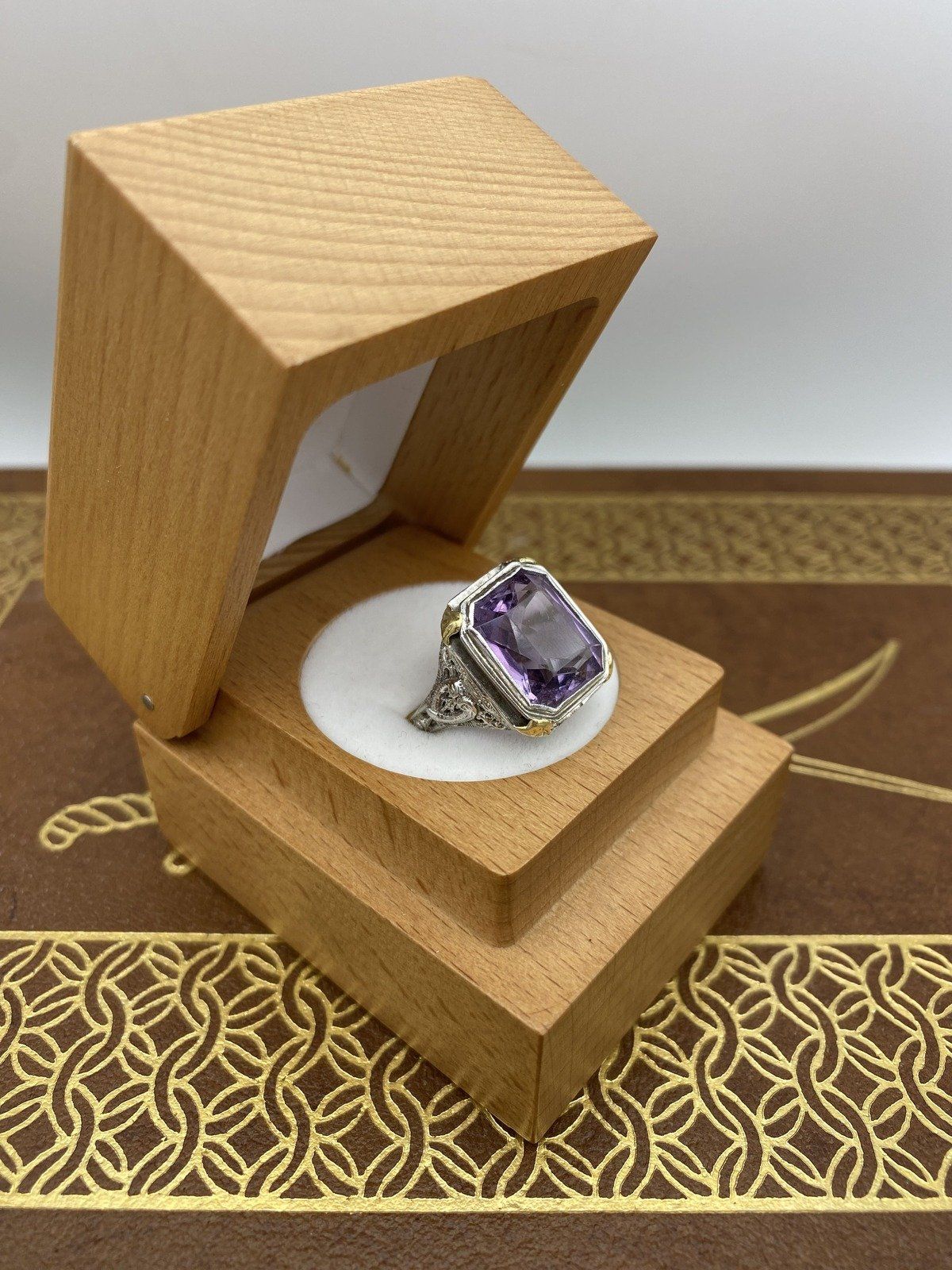 Antique 18k White Gold Large Filigree Art Deco c.1910s/20s Amethyst Cocktail Ring w Yellow Gold Details #2678 6