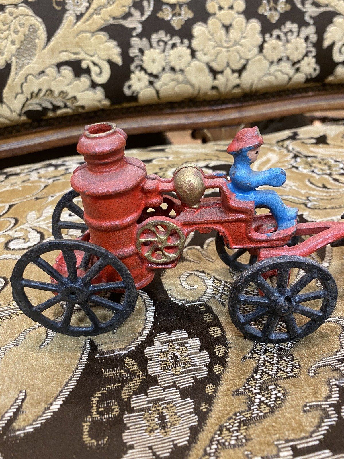 Miniature Cast Iron Vintage Fire Fighter Horse Drawn Toy 5