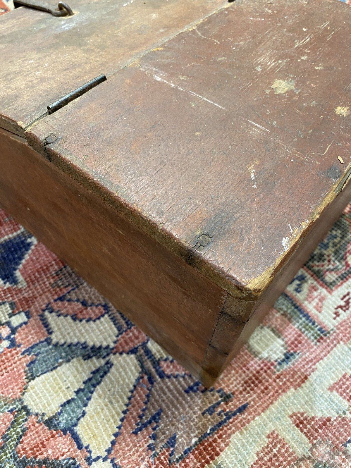 Antique Primitive Coal Lift Top Storage Box 2