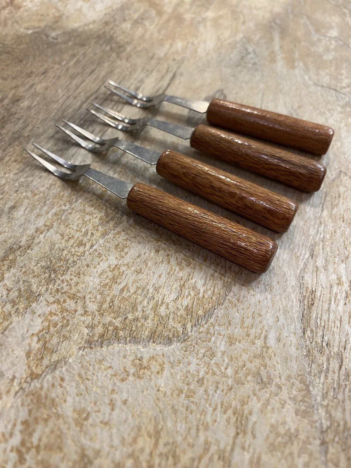 Set of 4x Wooden Handle Appetizer/Cocktail Forks 2