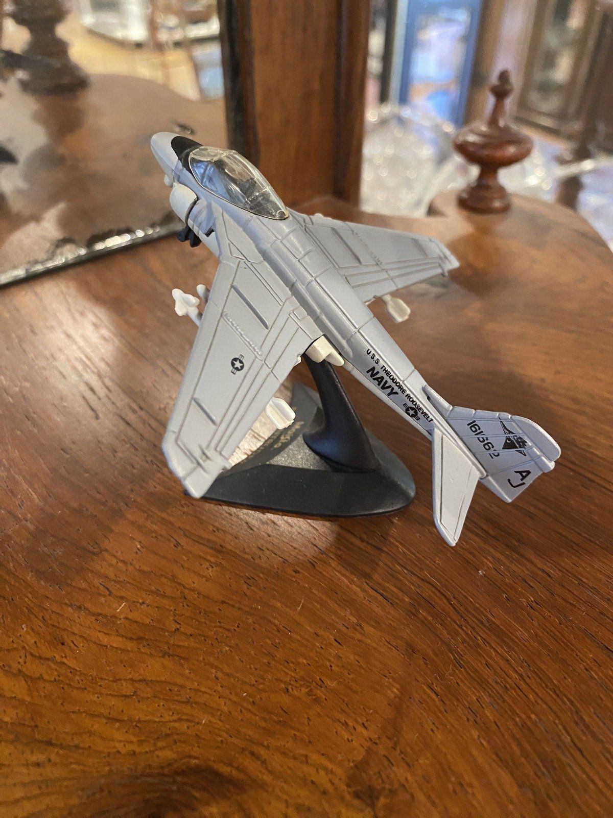 MAISTO A-6E Intruder Model Plane 4