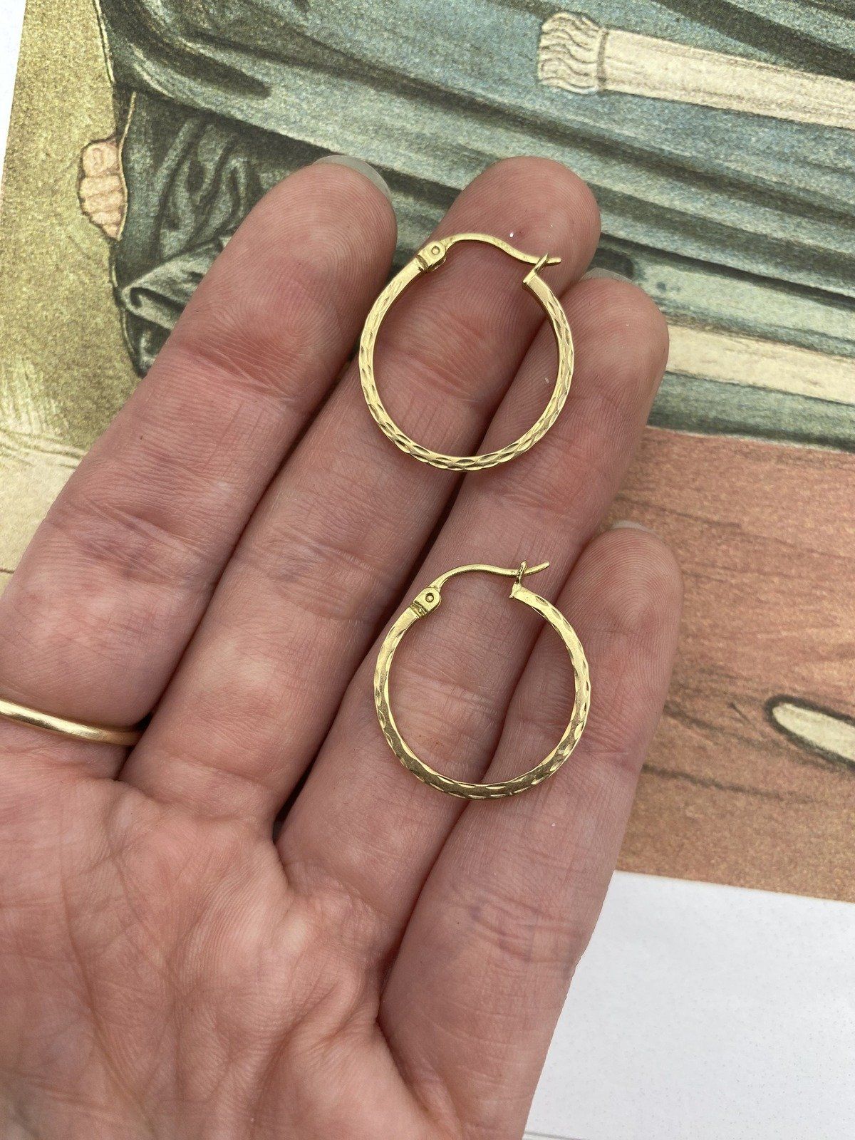 Vintage Everyday Textured 10k Gold Thin Hoop Earrings #2776 5