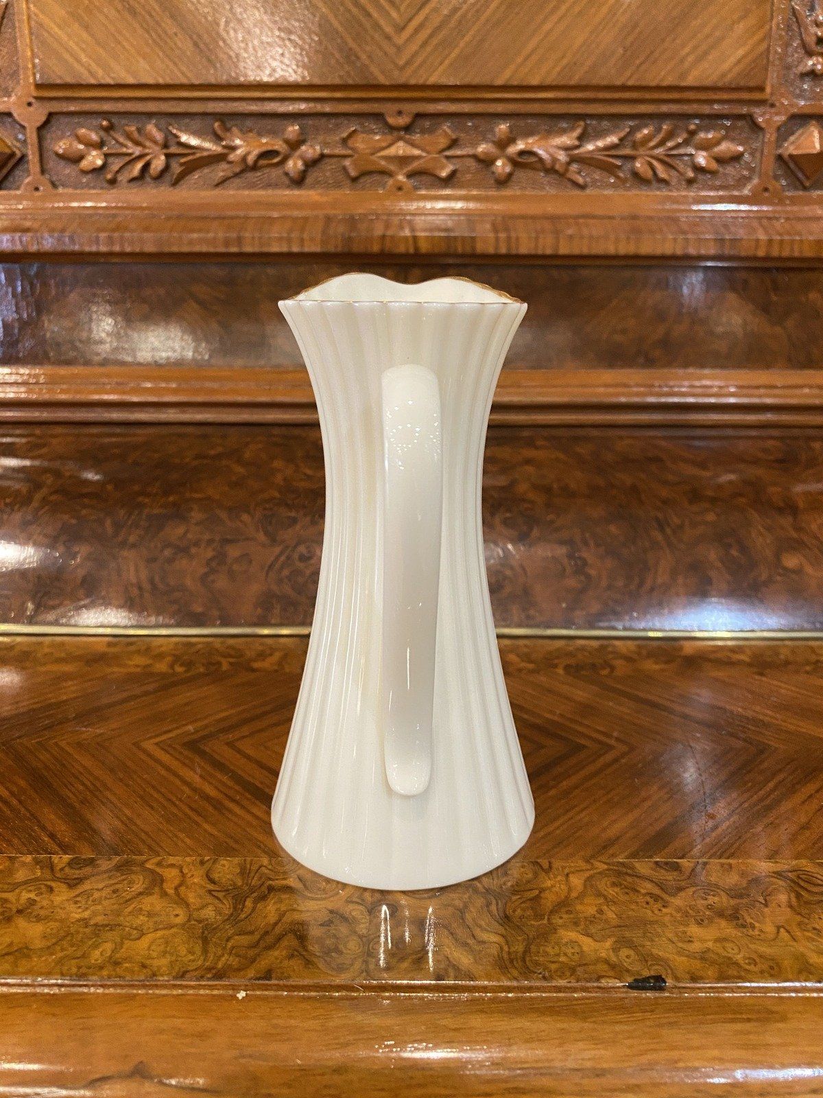 Lenox Bone+ Gold Rim Fluted Slim Milk Creamer 5