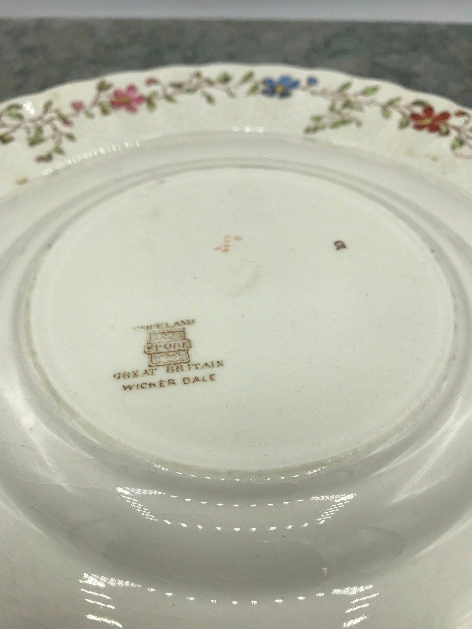 2pc Atq Copeland Spode English Wicker Dale China Plates 3