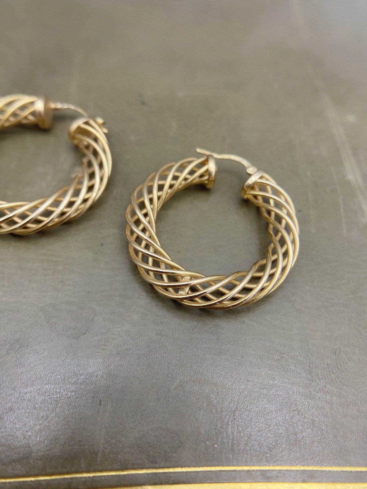 14k Gold Vintage c.1980s/90s Helix Twist Large Hoop Earrings #2865 5
