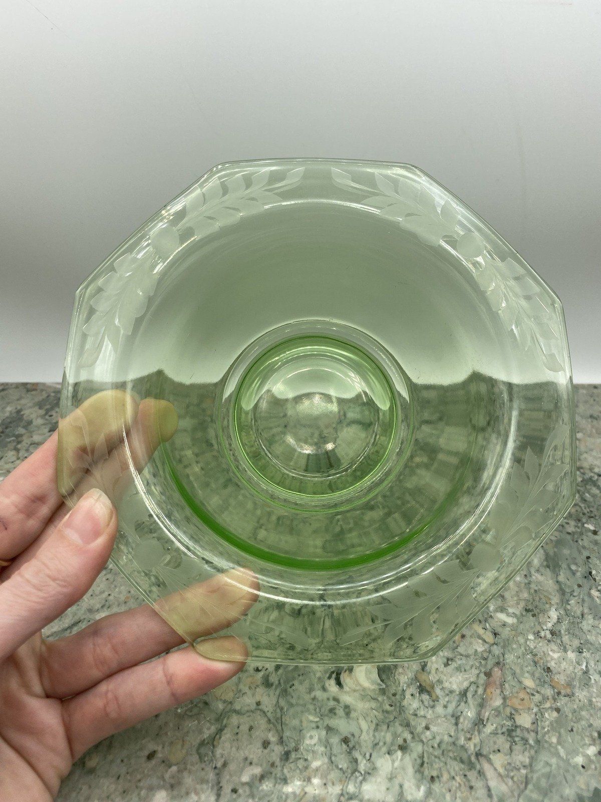Vintage Etched Frond Edge Uranium Depression Glass Octagonal Serving Bowl 4