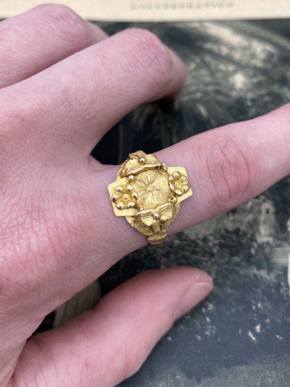 Antique 18k Gold Eastern Champa + Purslane Floral Motif Ring 4
