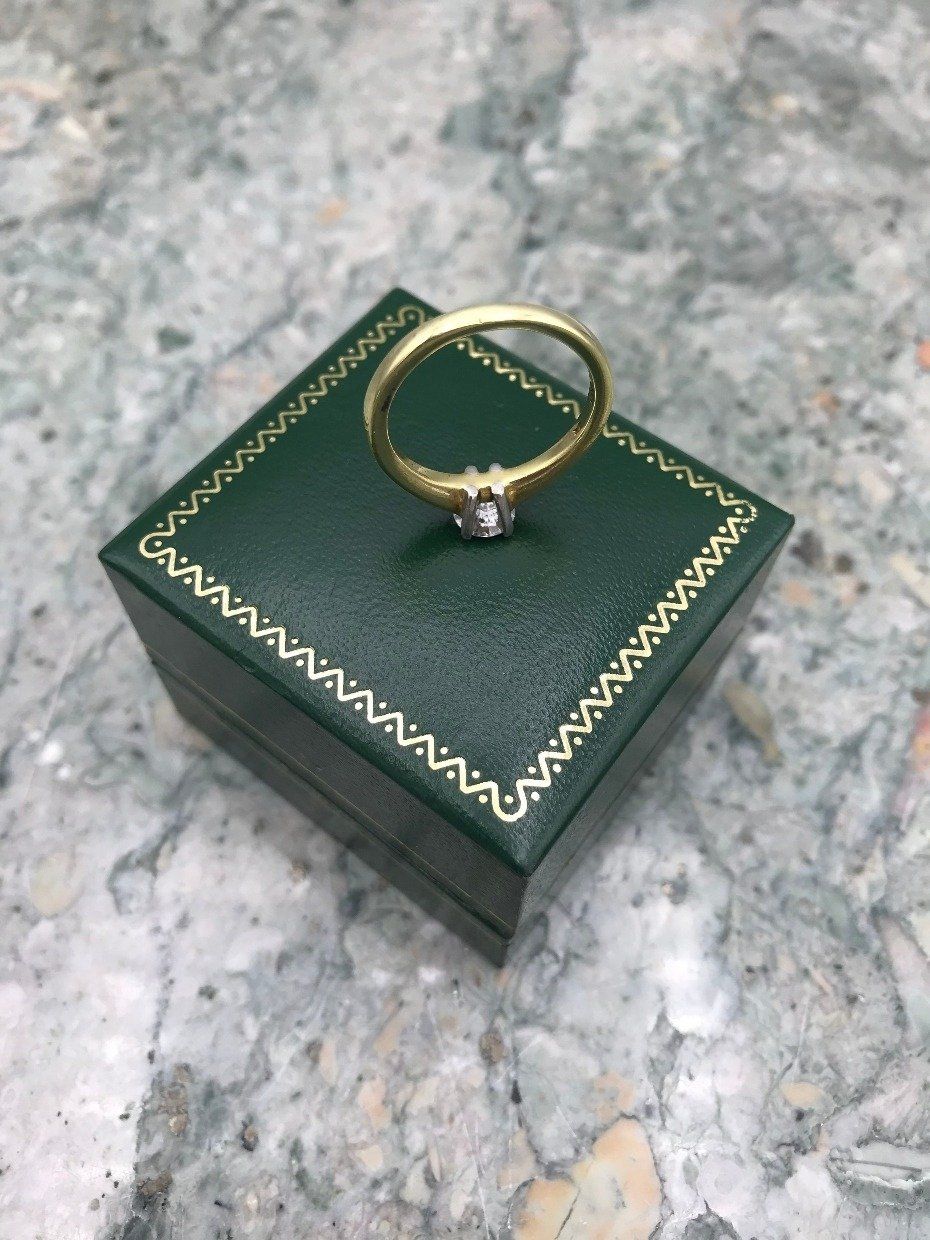 18k Gold + Platinum Mounted .83ct Round Cut Diamond Engagement Ring 5