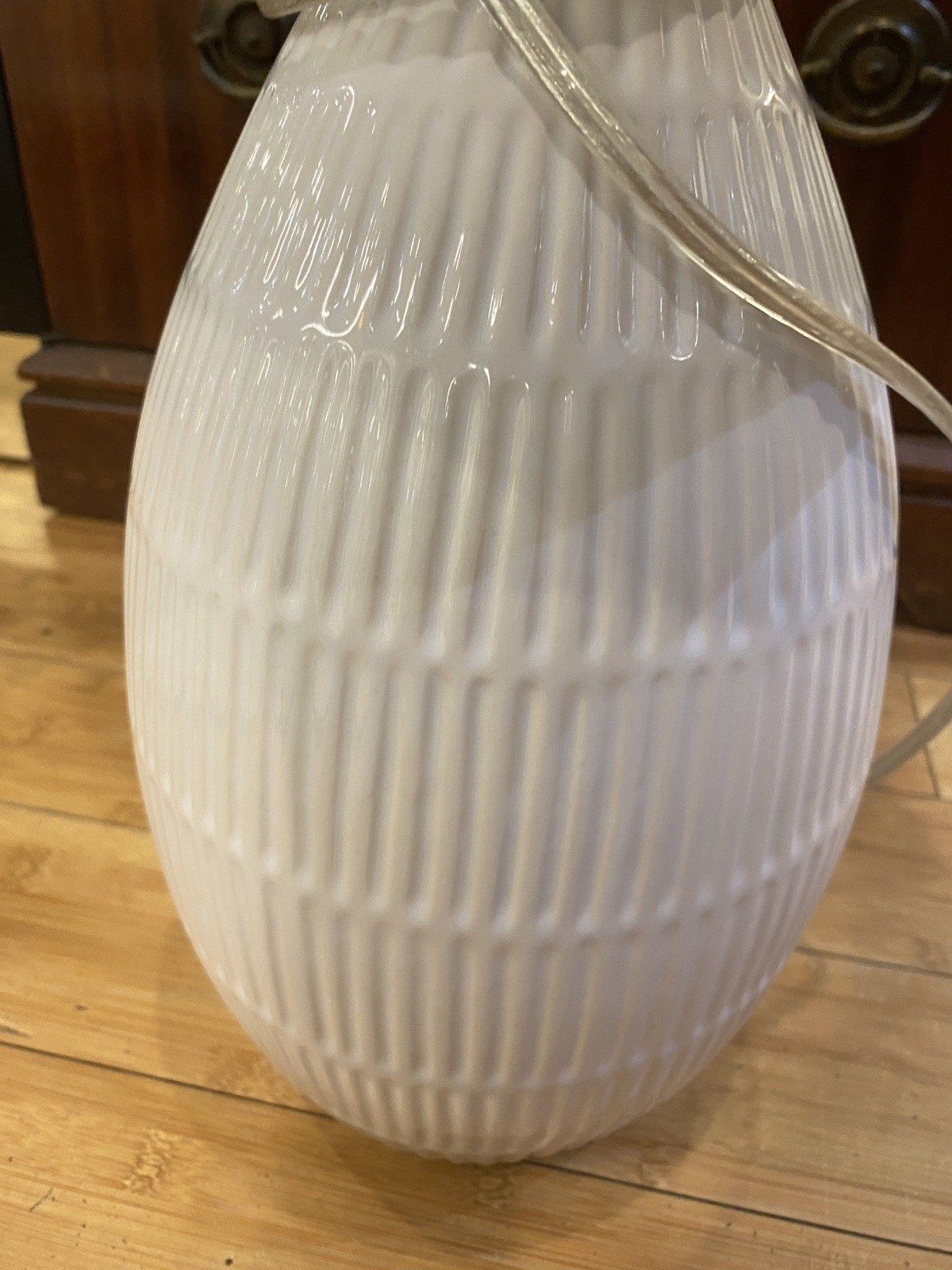 White Ceramic Fluted Lamp + Pin Tuck Shade 3