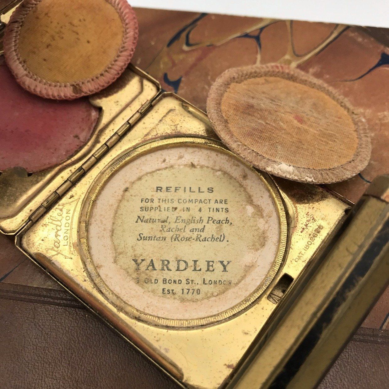 Vintage Yardley Powder and Lipstick Art Deco Compact 6