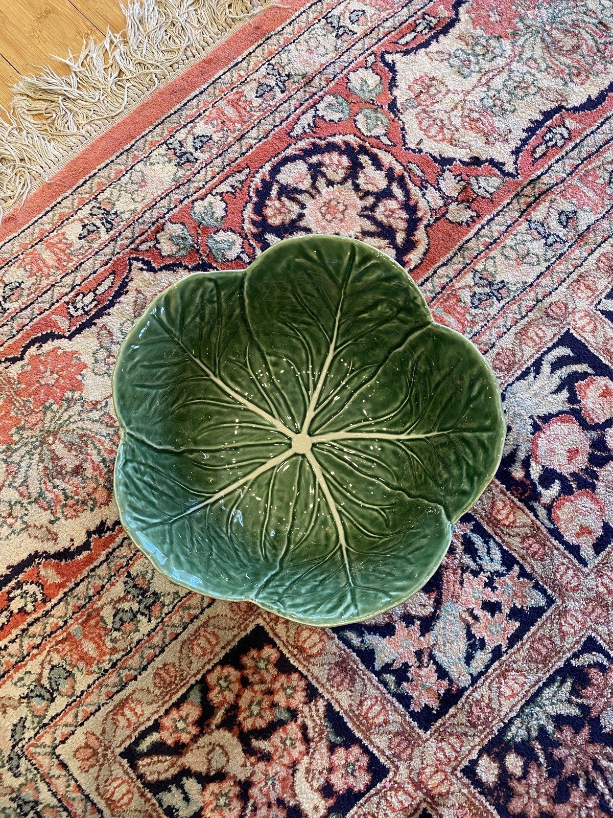 Large Natural Edge Bordallo Pinheiro Ceramic Majolica Fruit/Centerpiece Bowl 13 2