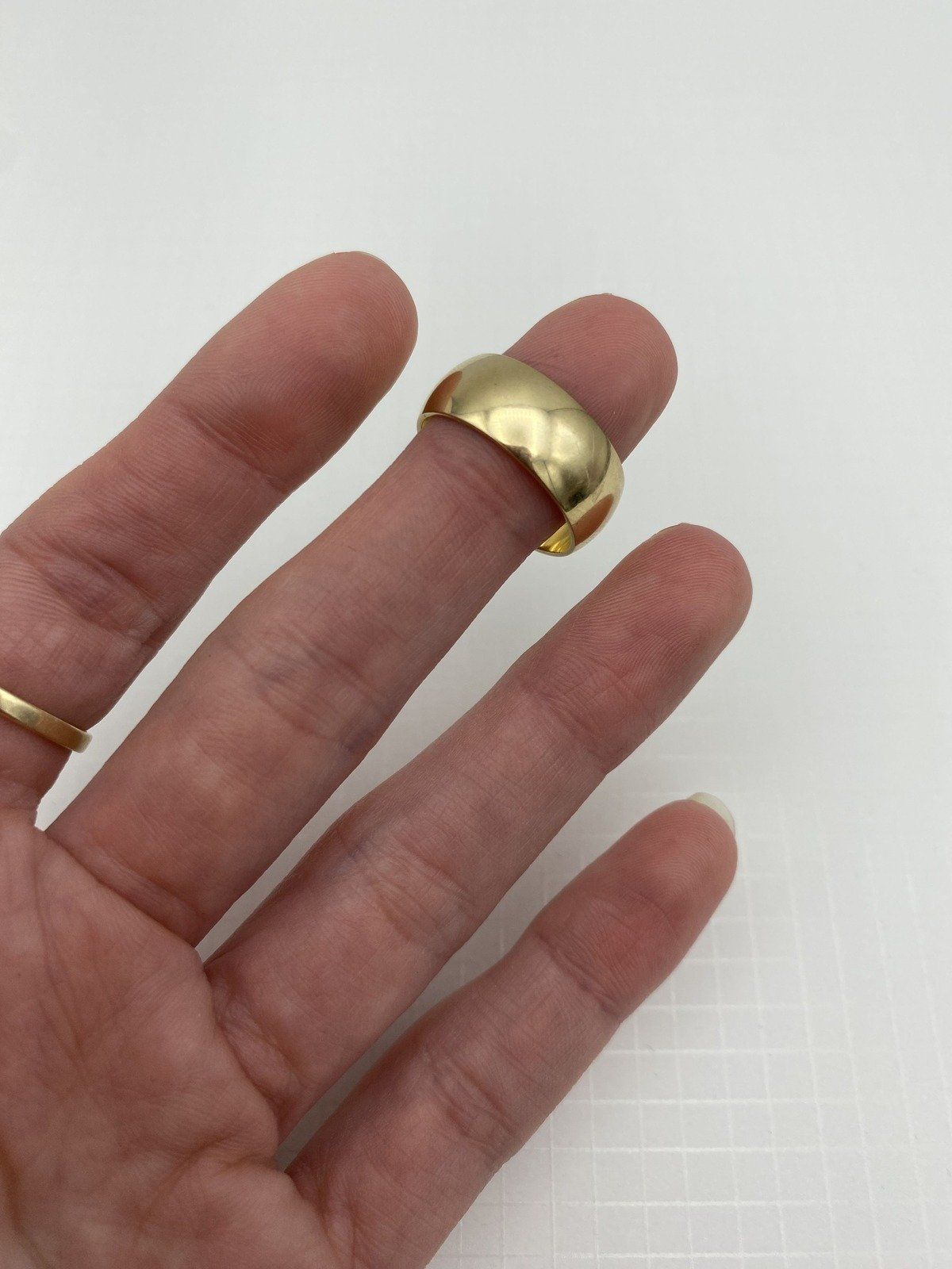 Lovely 14k Gold Wide 7mm Rounded Cigar Ring Band 9