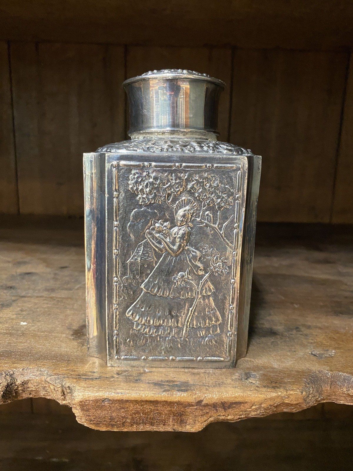 Wallace Silver Plated Pictoral Large Tea/Tobacco Jar Caddy 5