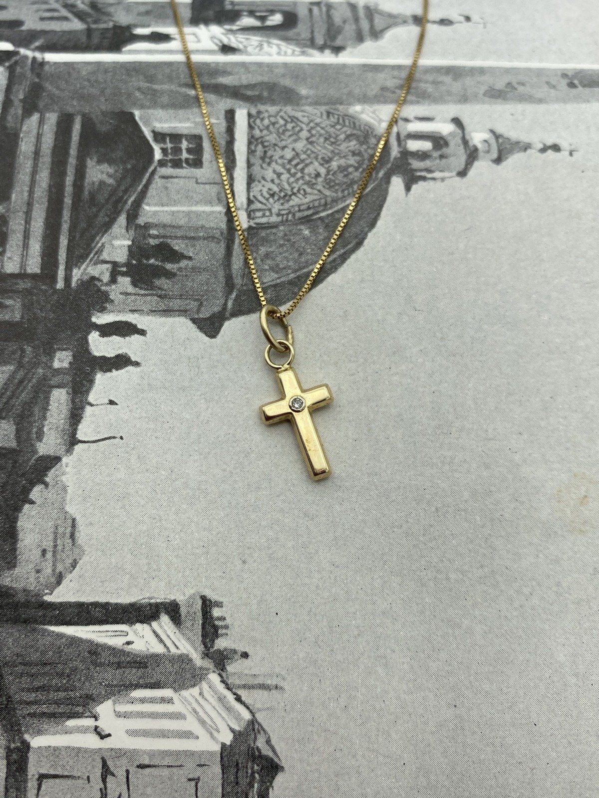 14k Gold Ladies Teeny Tiny Traditional 16 L Drop Necklace w Small Diamond 3