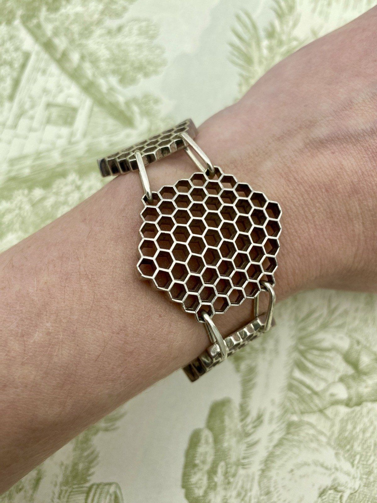 Solid Sterling Silver Bespoke Honeycomb Chunky Book Link 7 Bracelet 2