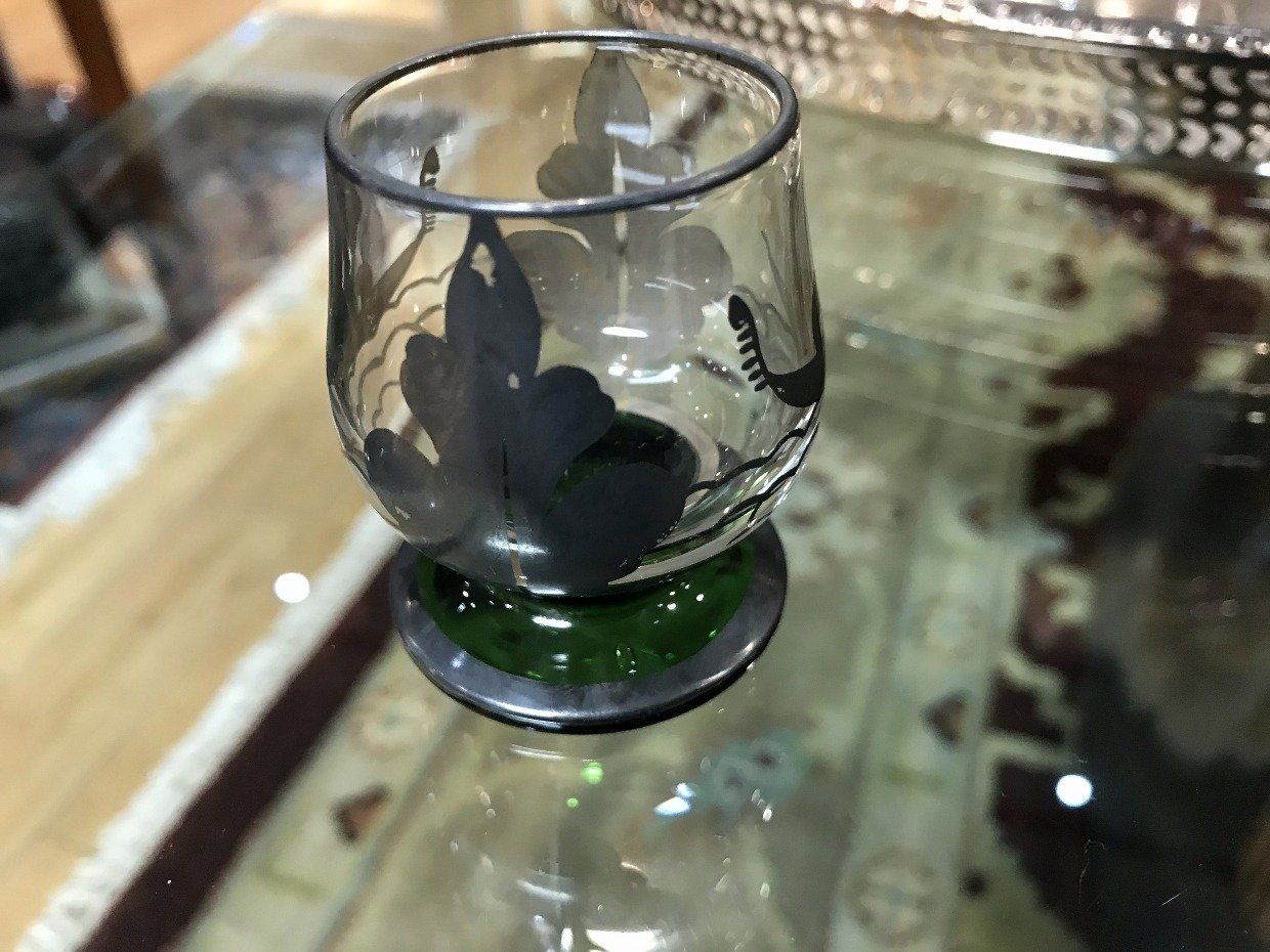 Vintage Hand Painted 7pc Sake Set w/Green Glass Base 4