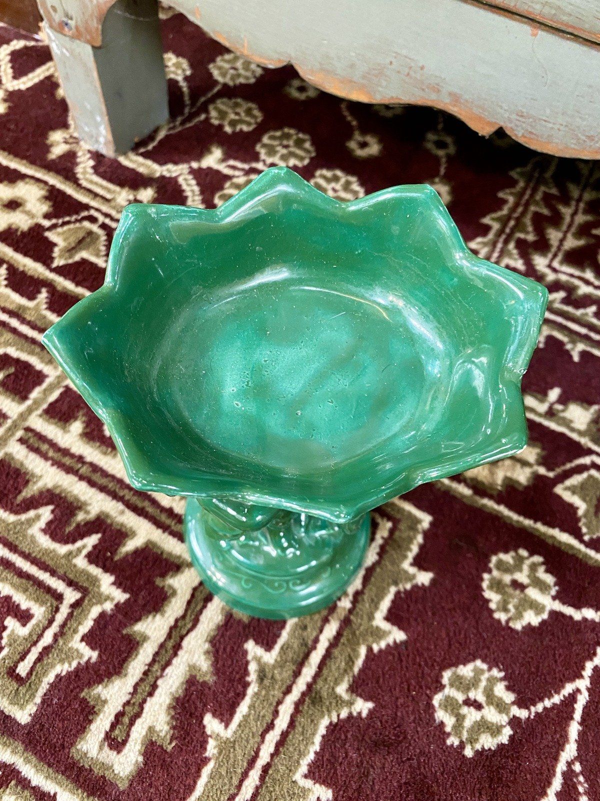 Vintage Signed VERNA GALLOWAY Twin Cherub Lotus Green Ceramic Pedestal Dish 7